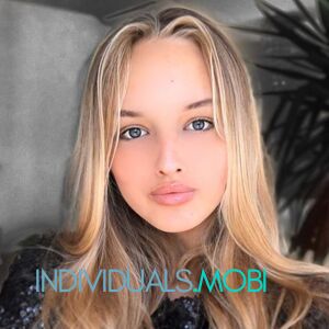 Шлюха Юля 25538 Шлюха Юля 25538